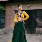umika lehenga